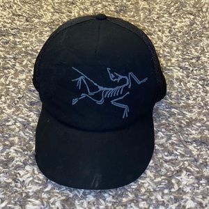 Arc’teryx’s snapback hat